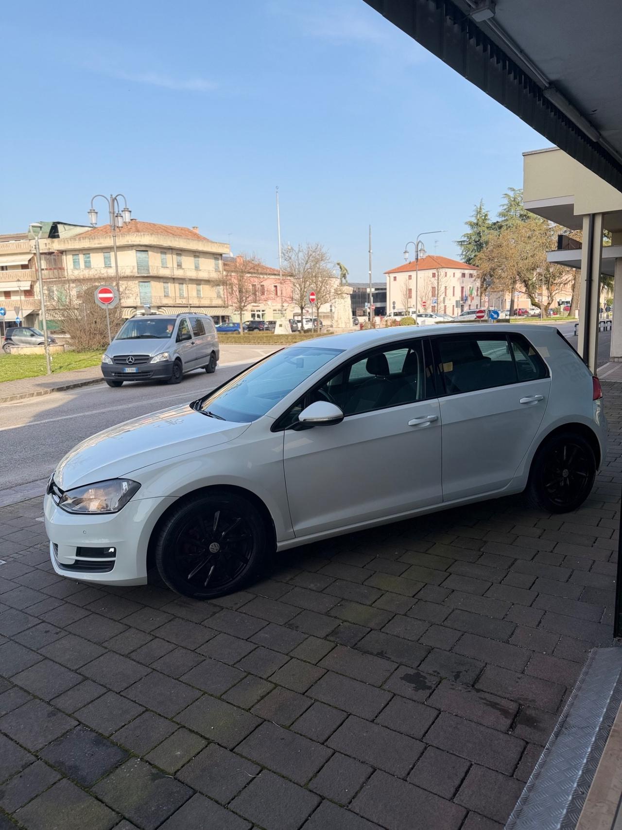 Volkswagen Golf 1.6 TDI 5p. Comfortline BlueMotion Technology