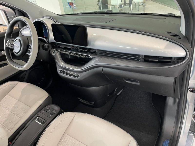 FIAT 500 La Prima Berlina 42 kWh - PRONTA CONSEGNA
