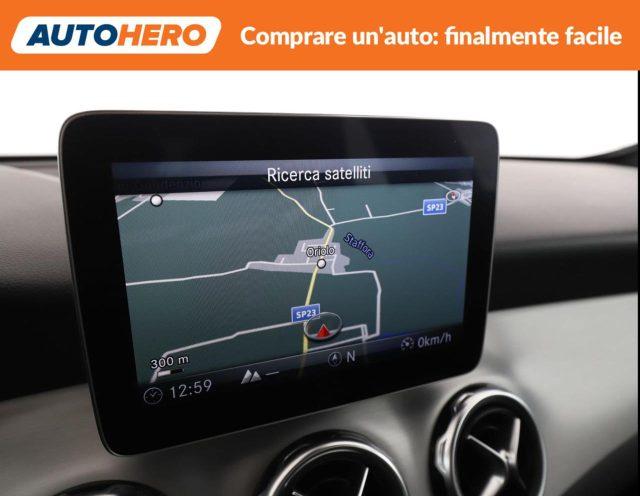 MERCEDES-BENZ GLA 200 d Automatic Premium