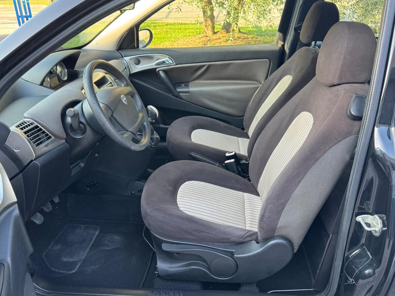 LANCIA YPSILON 1.2 Platino