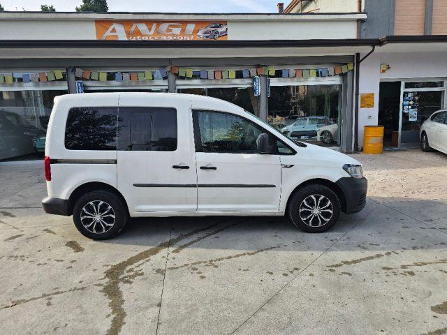 VOLKSWAGEN Caddy 2.0 TDI 102 CV Kombi