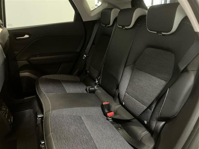 RENAULT Captur 1.6 E-Tech hybrid Techno Fast Track 145cv auto