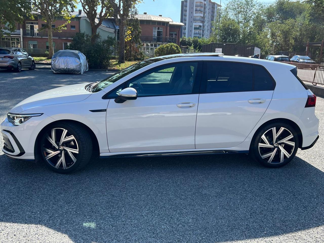 Volkswagen Golf 1.5 eTSI EVO R Line DSG #50262