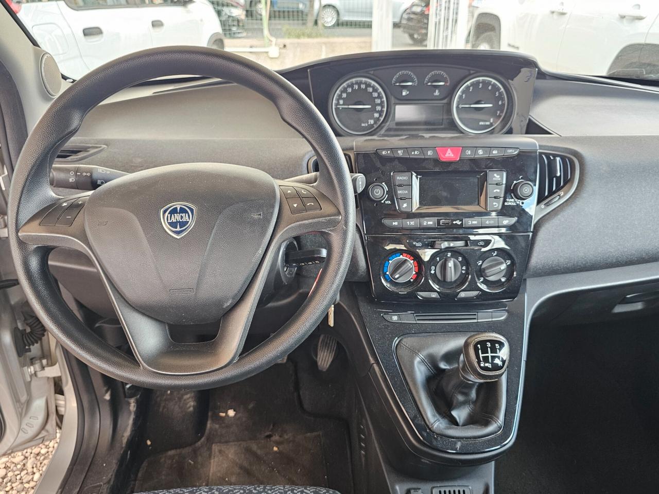 Lancia Ypsilon 1.2 69 CV 5 porte S&S Elefantino Blu