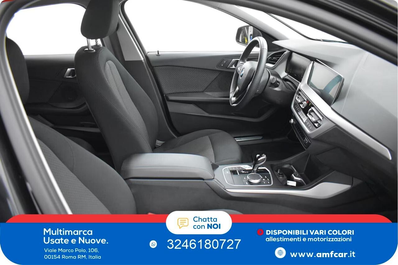 Bmw 118d 5p. Business Advantage Cambio Automativo navi