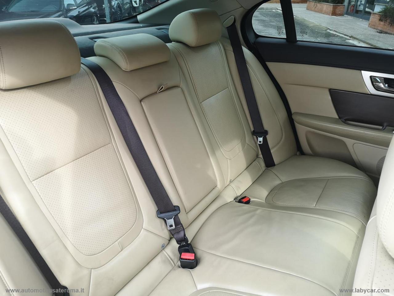 JAGUAR XF 3.0 D V6 Portfolio PROMO WEB