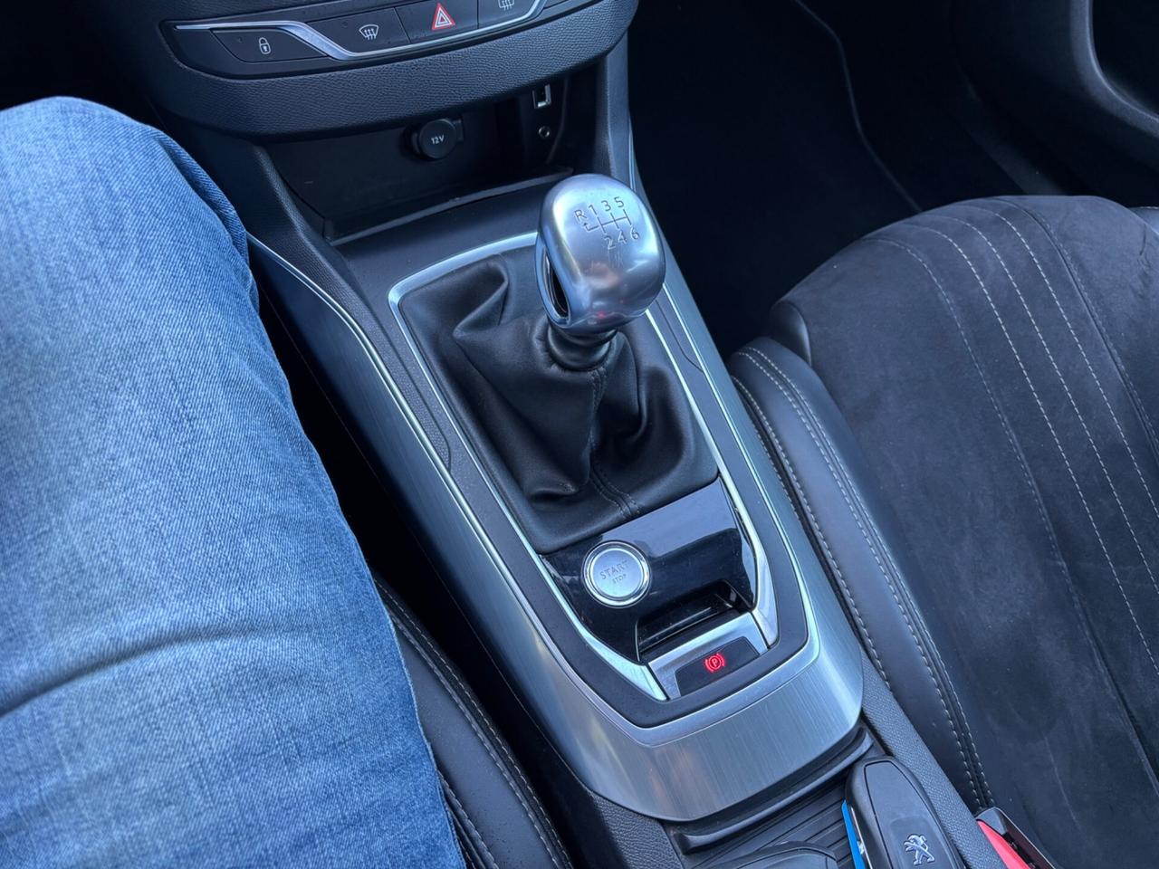 Peugeot 308 BlueHDi 120 S&S Allure
