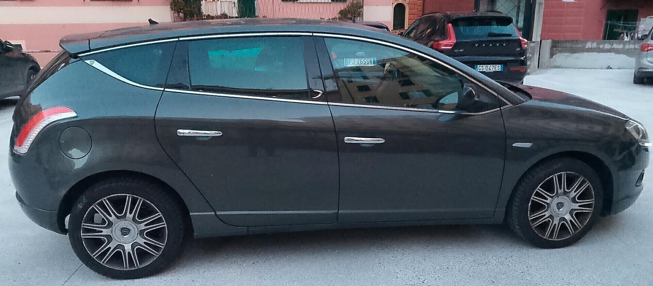 Lancia Delta 1.6 MJT DPF 105 CV Gold