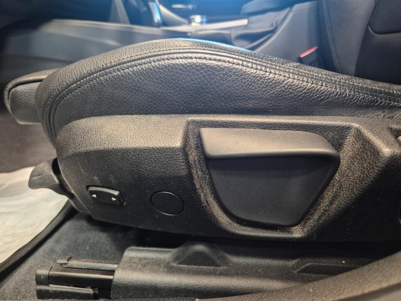BMW 320 i Touring Msport auto - UNIRPOPRIETARIO - Cruise/Lim - Sens. park.