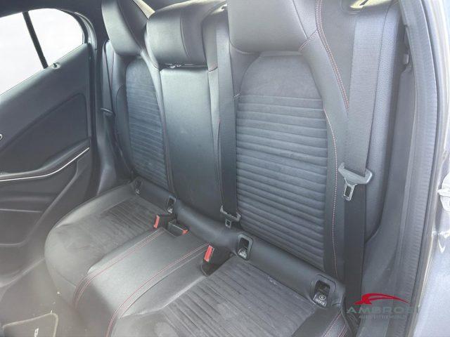 MERCEDES-BENZ GLA 200 CDI 4MATIC 200 d Automatic 4Matic Premium