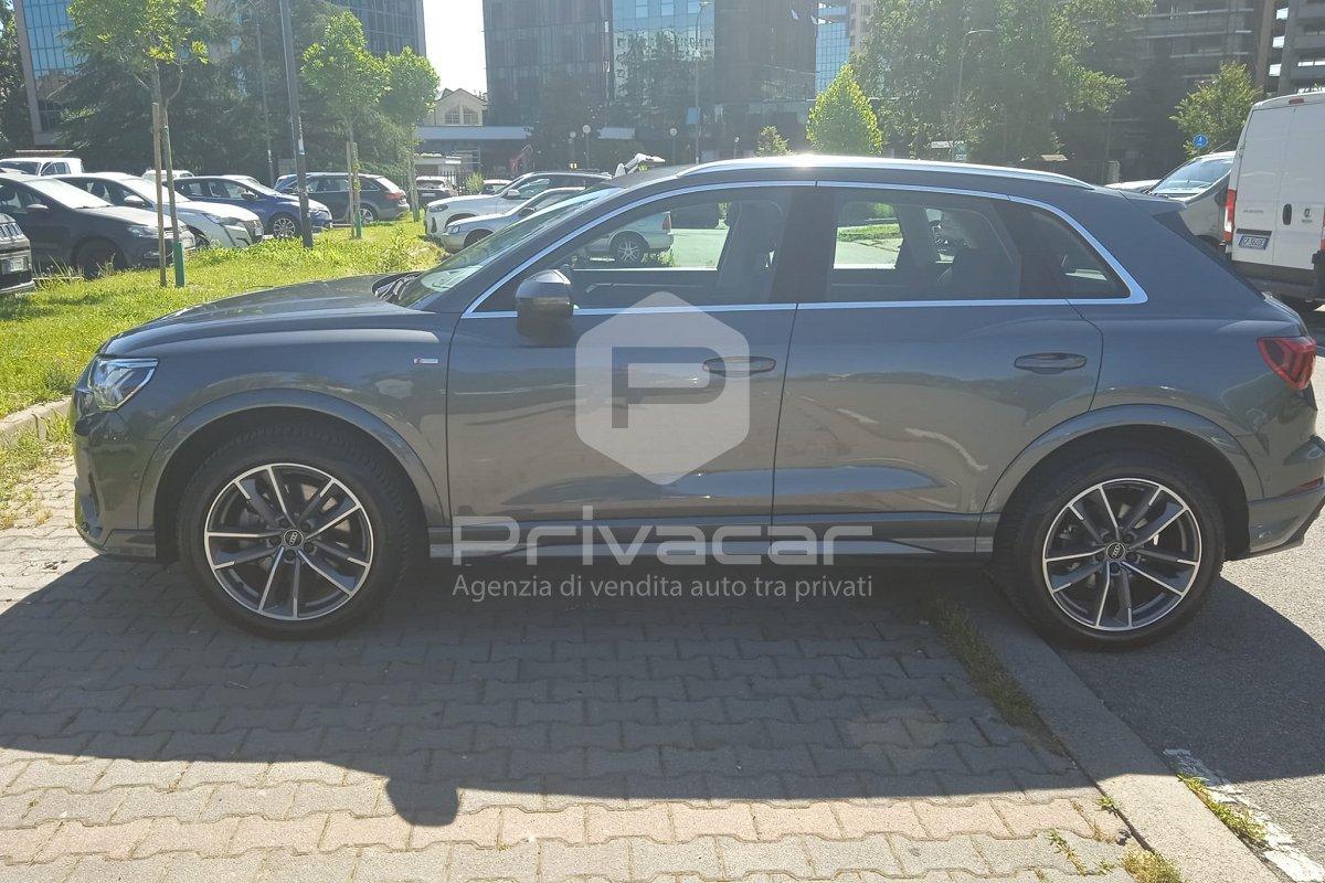 AUDI Q3 40 TFSI quattro S tronic S line edition