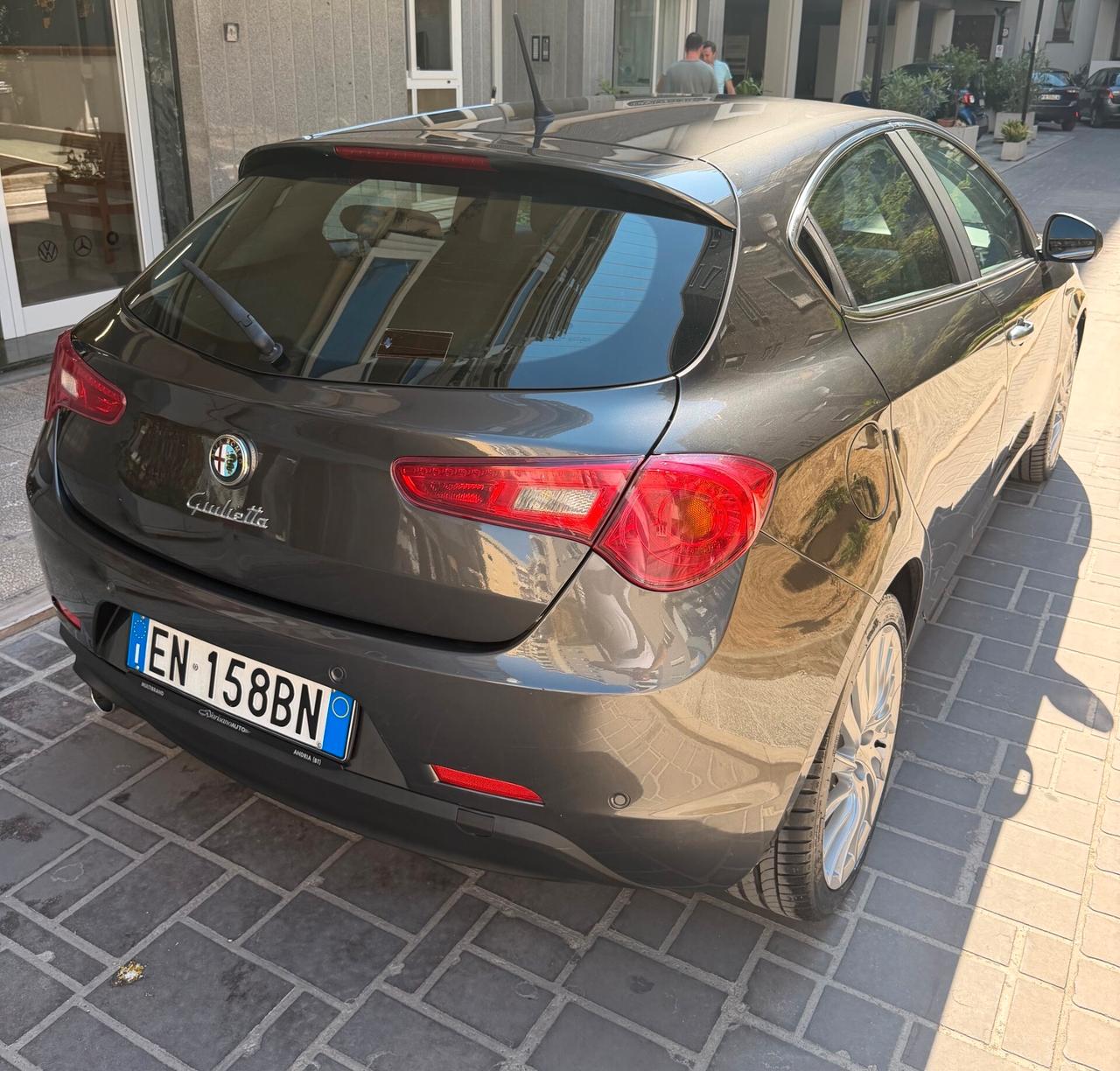Alfa Romeo Giulietta 1.6 JTDm-2 105 CV Distinctive