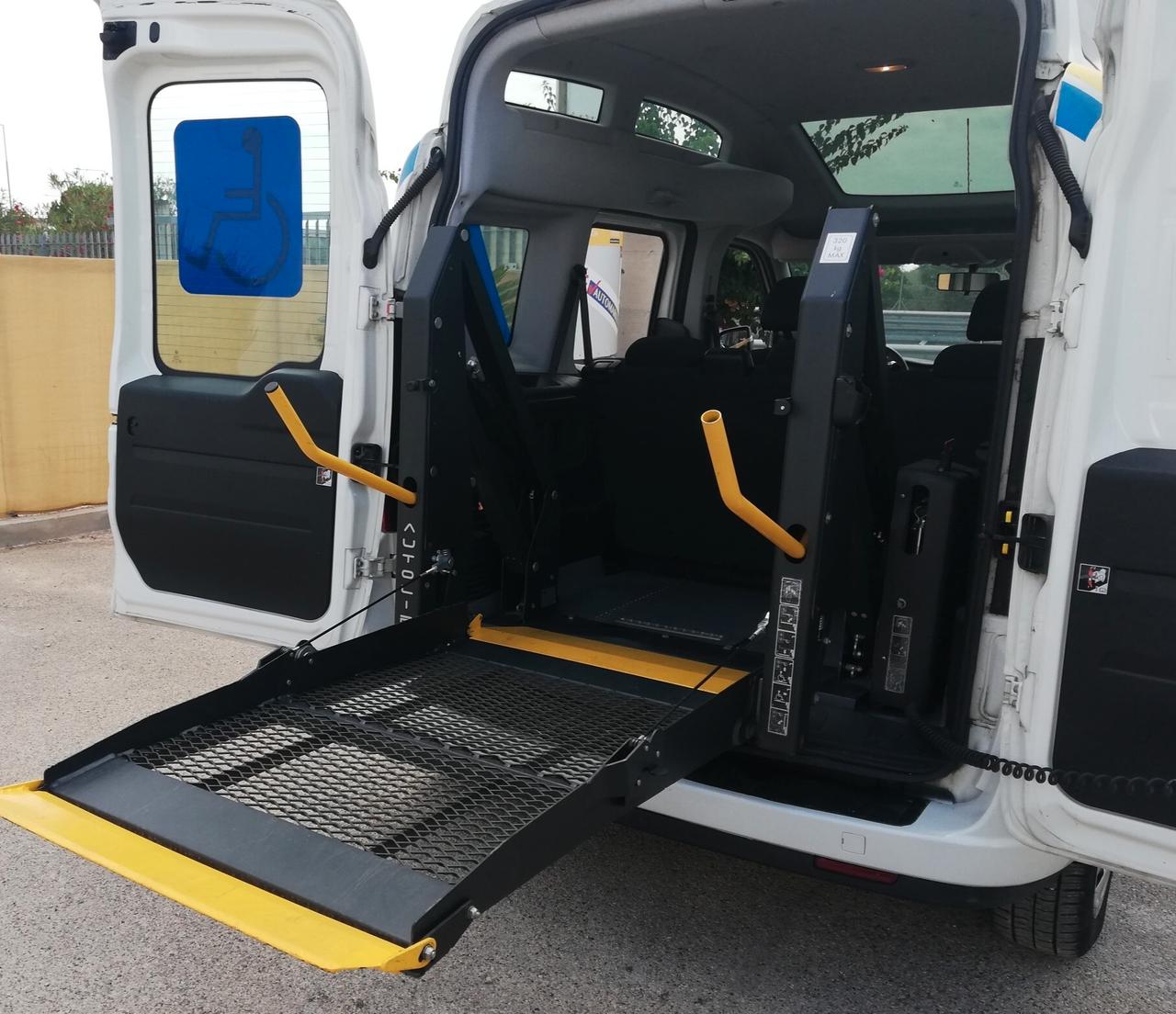 Fiat Doblo Trasporto Disabili