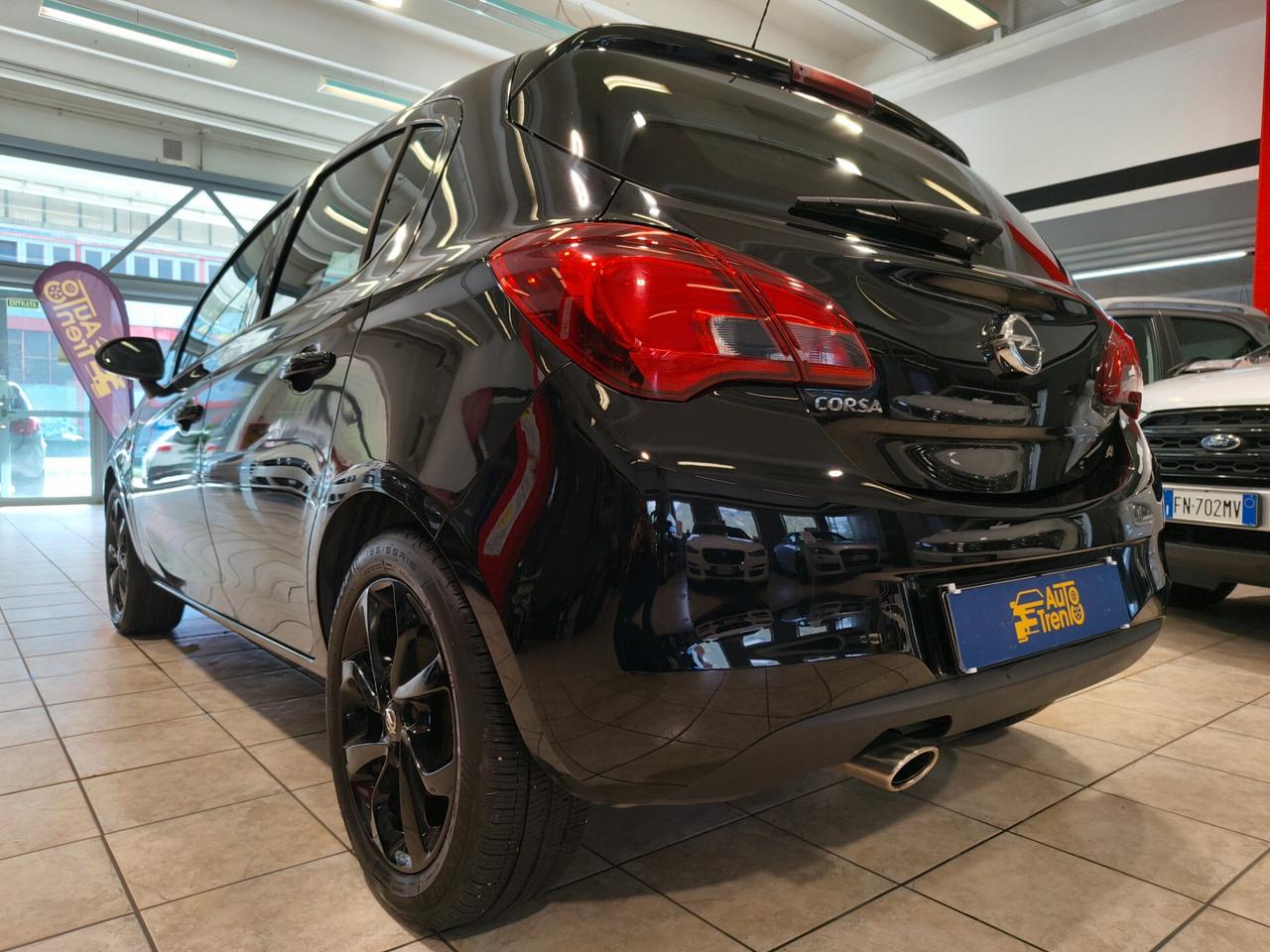 Opel Corsa 1.2 5 porte Innovation solo 119.000 km