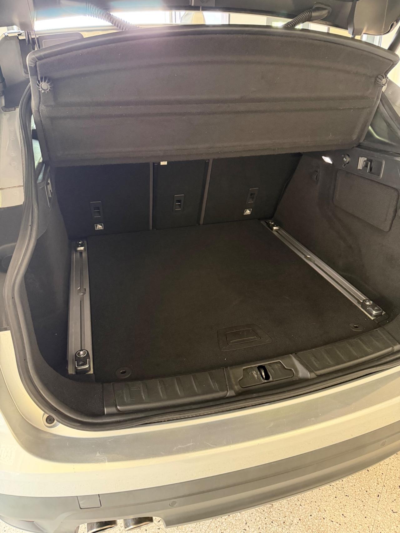 Jaguar F-Pace 2.0 R-Sport MOTORE 0Km fatturato