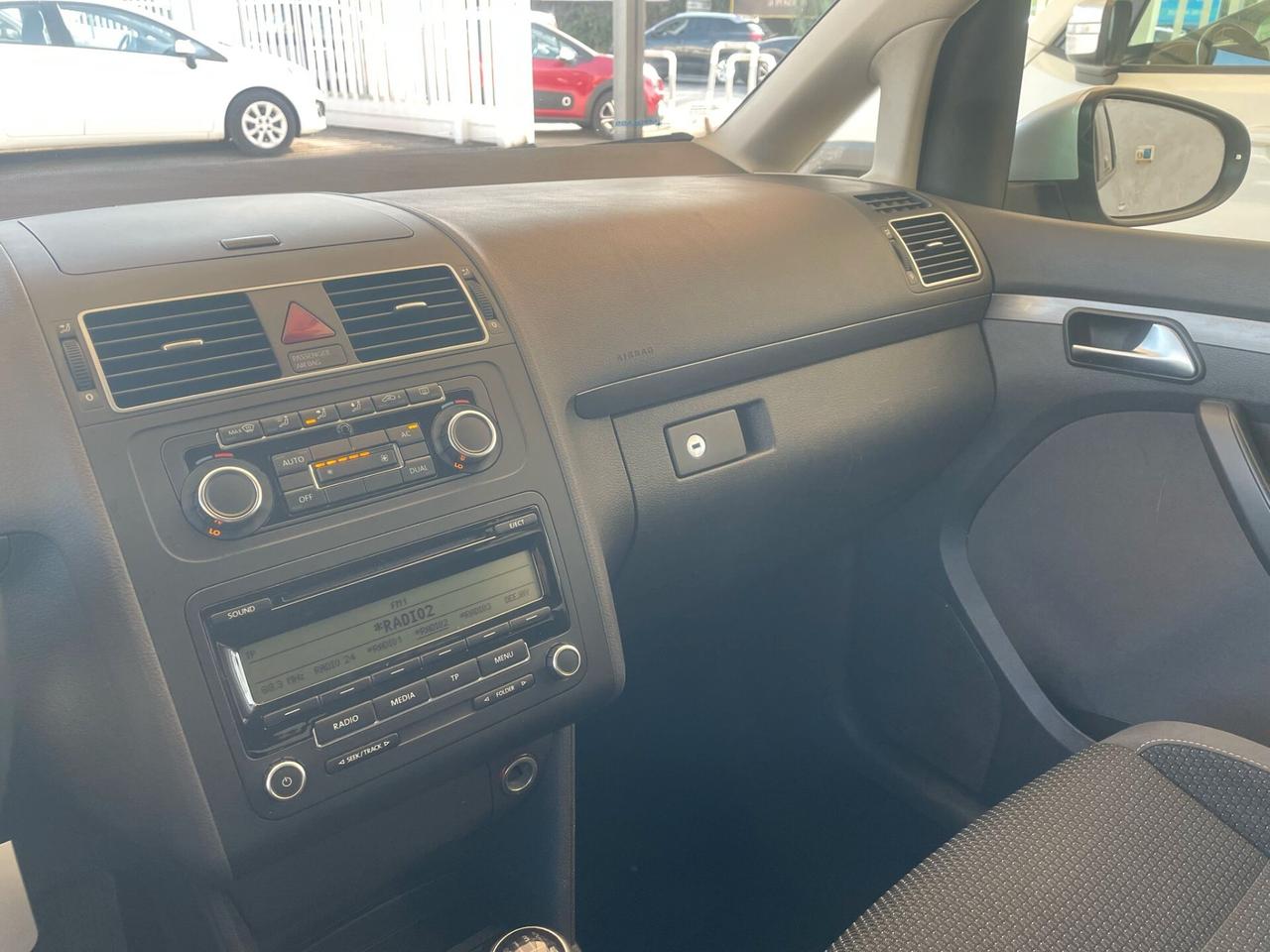Volkswagen Touran 1.6 TDI Comfortline 7 posti