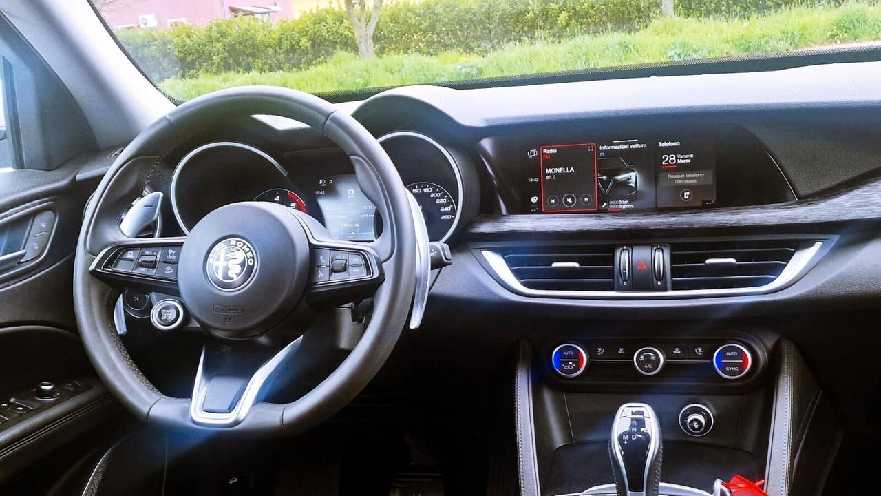 Alfa Romeo Stelvio 2.2 Turbo Diesel 160CV Super AT8