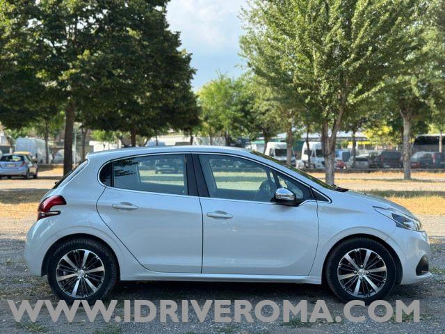 PEUGEOT 208 Cambio automatico/ navi/telecamera +GPL