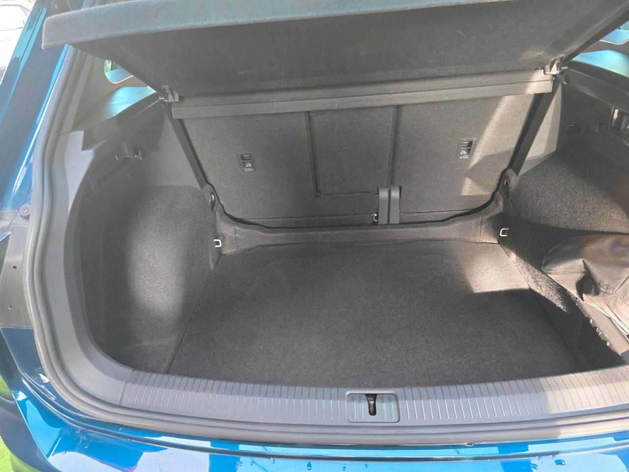 Vw Tiguan 2.0 TDI 200CV 4x4 R.line tetto apribile-2021