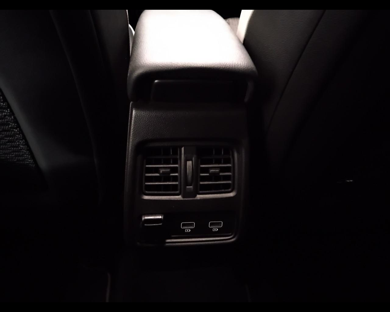 RENAULT Captur II 2019 - Captur 1.6 E-Tech phev Intens 160cv auto my