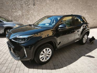 Toyota Yaris Cross 1.5 Hybrid 5p. E-CVT AWD-i Business