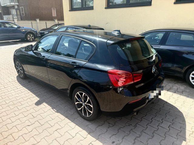 BMW 118 i 5p. Advantage
