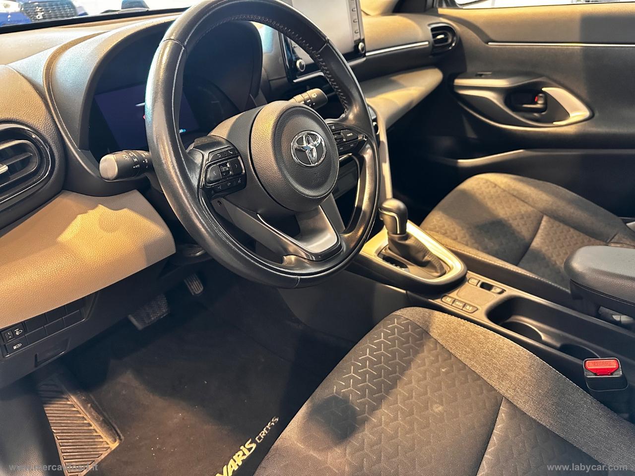 TOYOTA Yaris Cross 1.5 Hybrid 5p. E-CVT Busin.