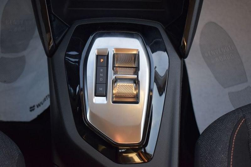 Peugeot 208 208 Hybrid 100 e-DCS6 Style