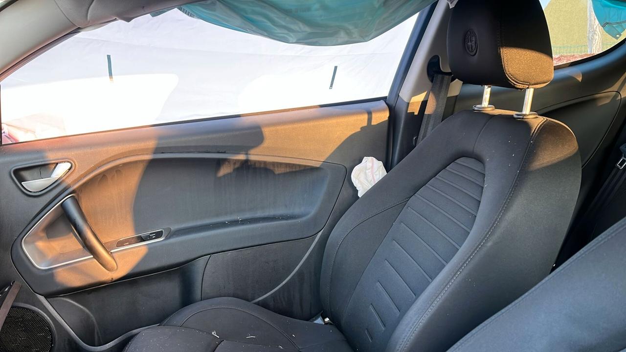 Alfa Romeo MiTo 1.3 JTDm 90 CV S&S Urban