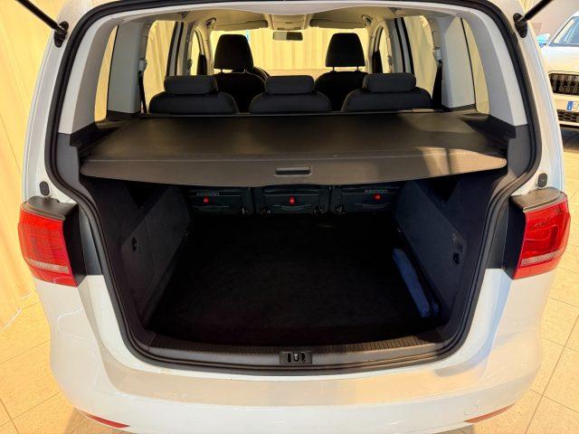 VOLKSWAGEN Touran 1.6 TDI Trendline Radio Clima