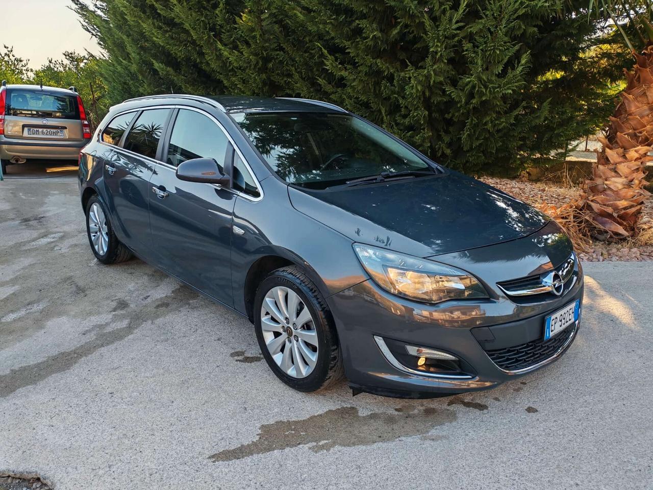 Opel Astra 1.4 Turbo 140CV Sports Tourer GPL Tech Cosmo
