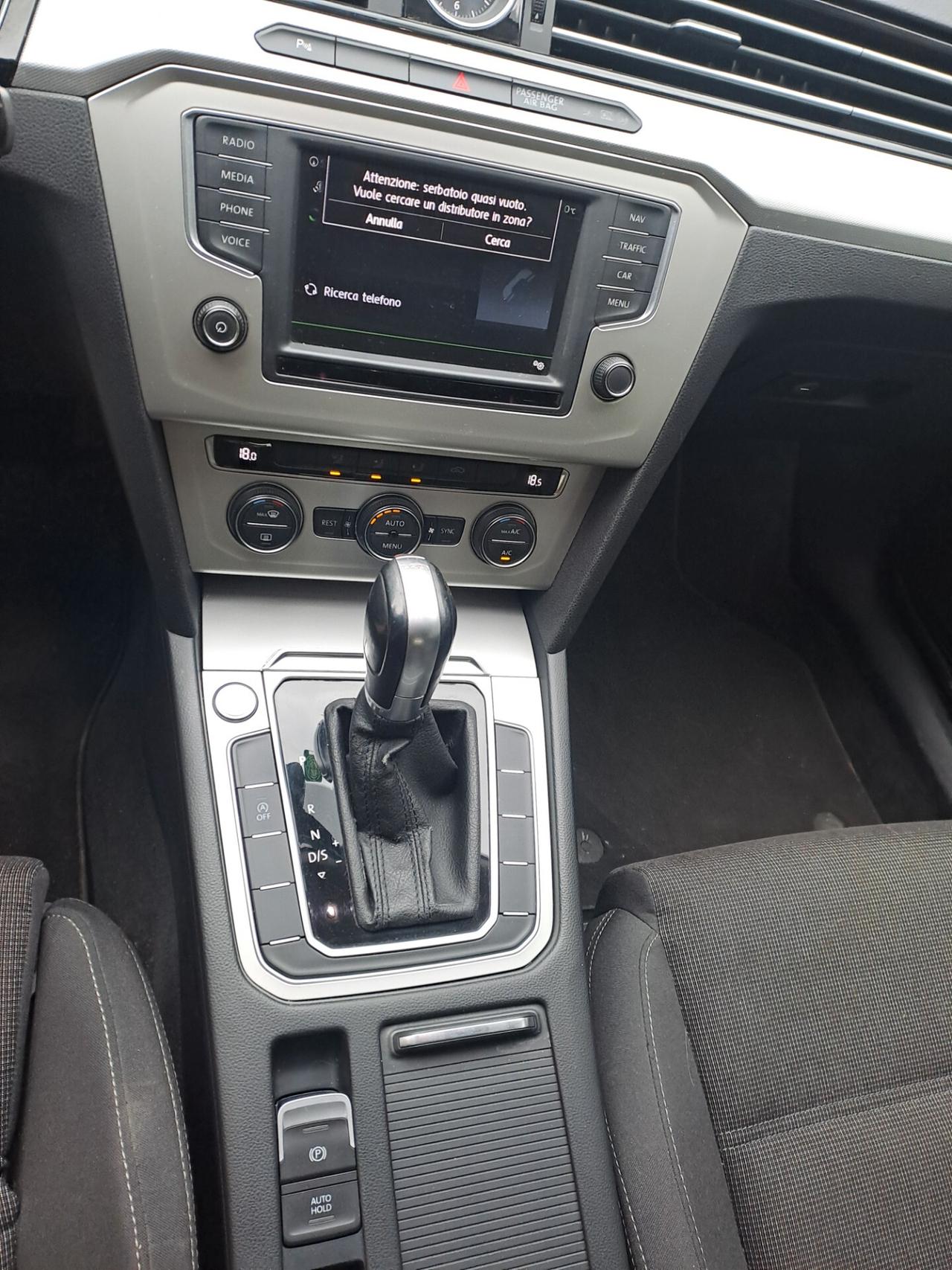 Volkswagen Passat Variant 1.6 TDI DSG Comfortline BlueMotion Tech.