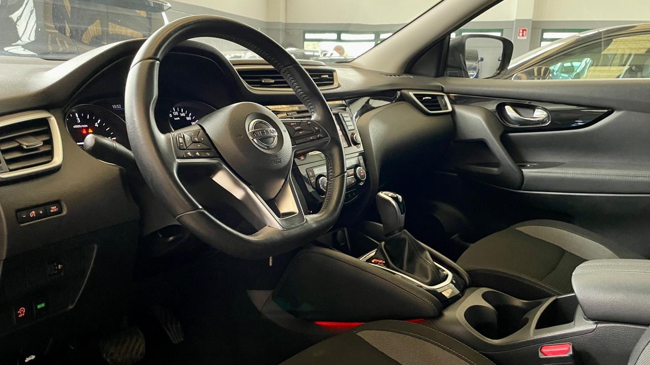 NISSAN QASHQAI 1.5 TEKNA 116CV - PACCHETTO LUCI, CAR PLAY, NEOPATENTATI