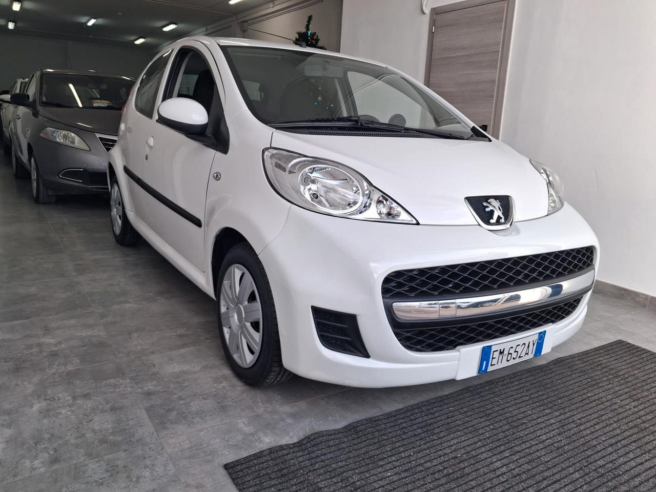 Peugeot 107 1.0 68CV 5p. Active