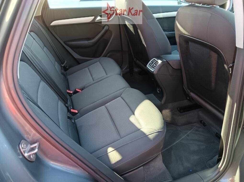 Audi Q3 2.0 TDI 120 CV Business