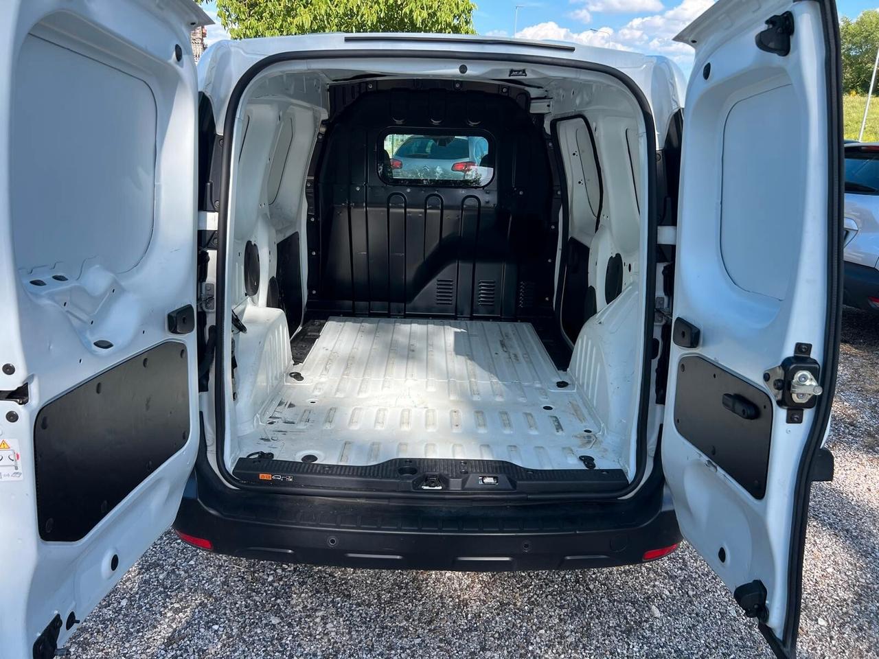 Renault Express 1.4 Blue dCi 75 Van km 110000 Certificati