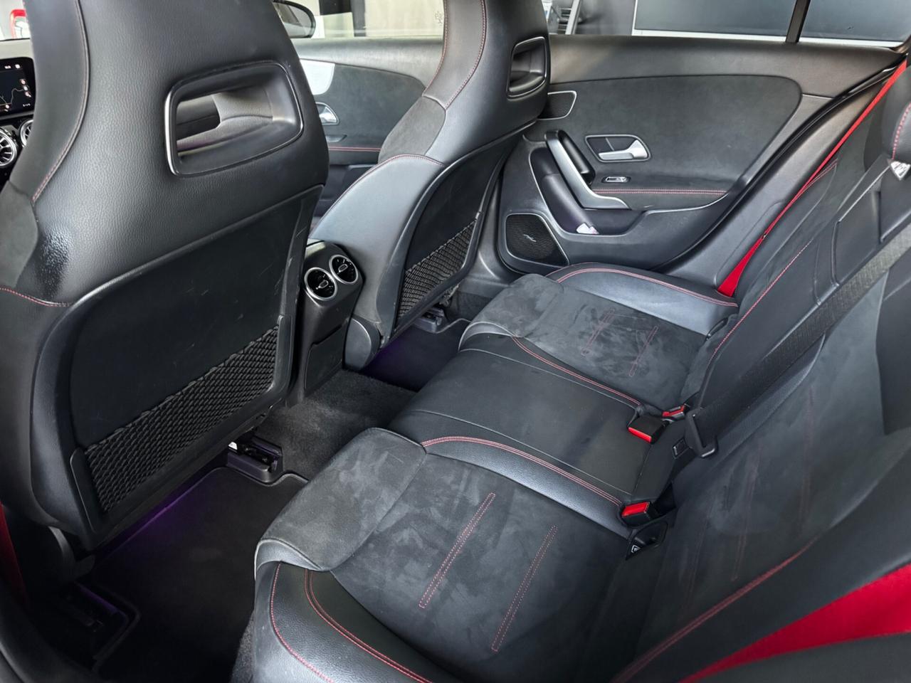 Mercedes-benz A 35 AMG premium plus