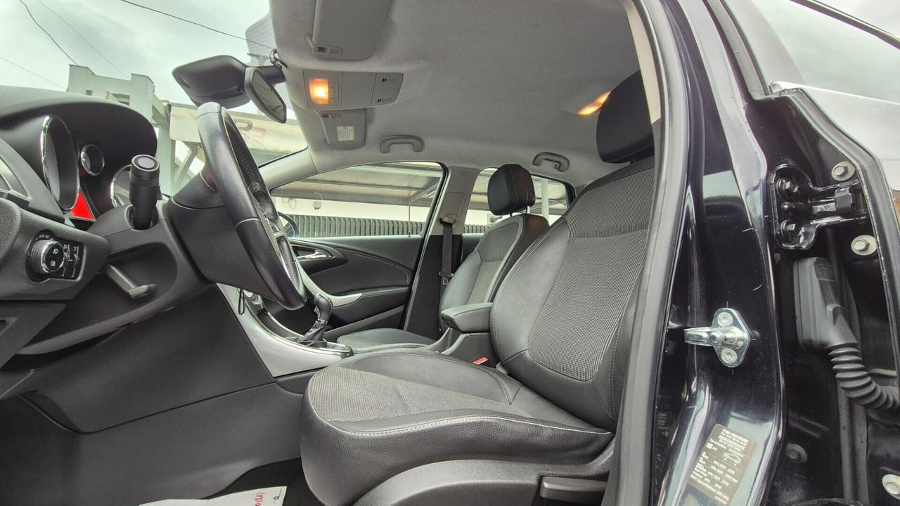 Opel Astra 1.6 T 16V 5 porte Cosmo