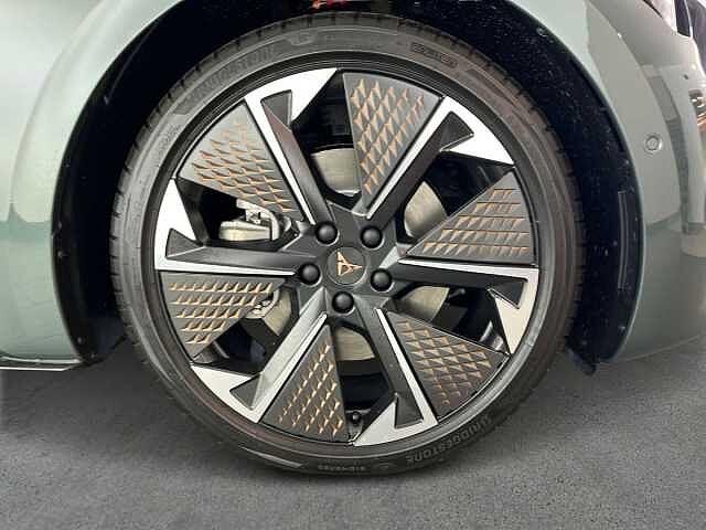 CUPRA Born 79kWh 326 CV VZ