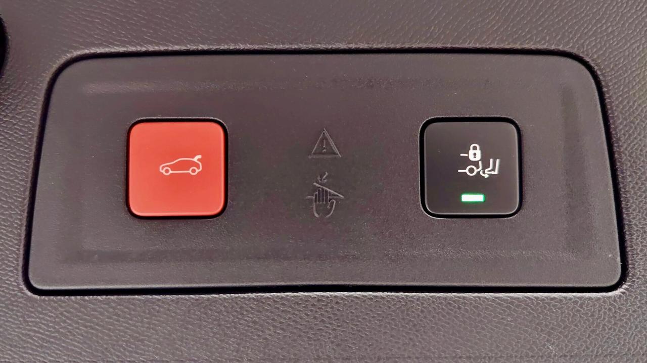 PEUGEOT 508 1.5 ALLURE PACK 130CV - VIRTUAL COCKPIT, PELLE, NEOPATENTATI