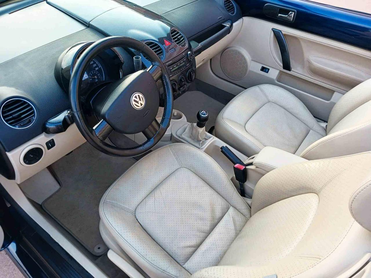 Volkswagen New Beetle CABRIOLET