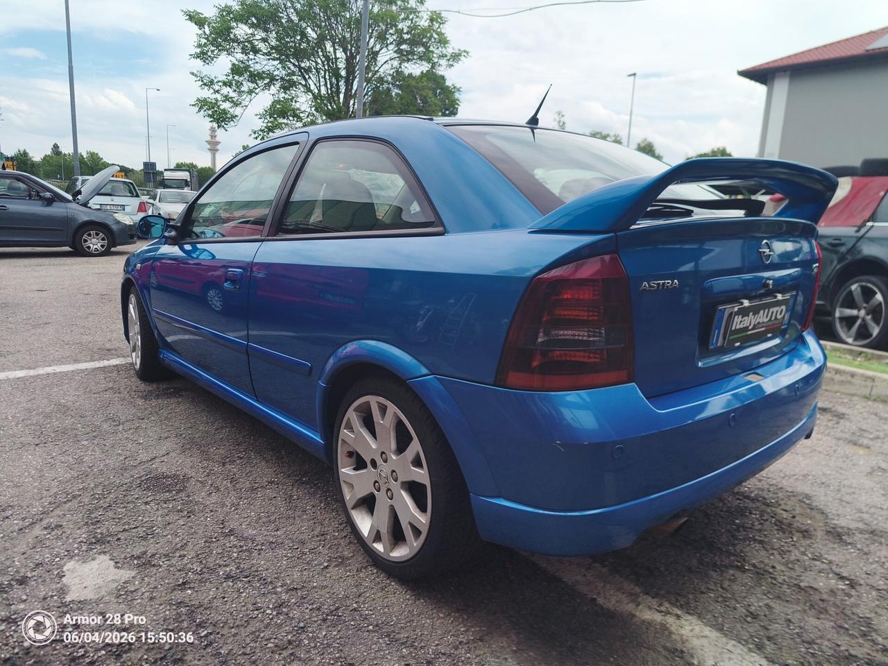Opel Astra 2.0i Turbo 16V cat 3 porte OPC