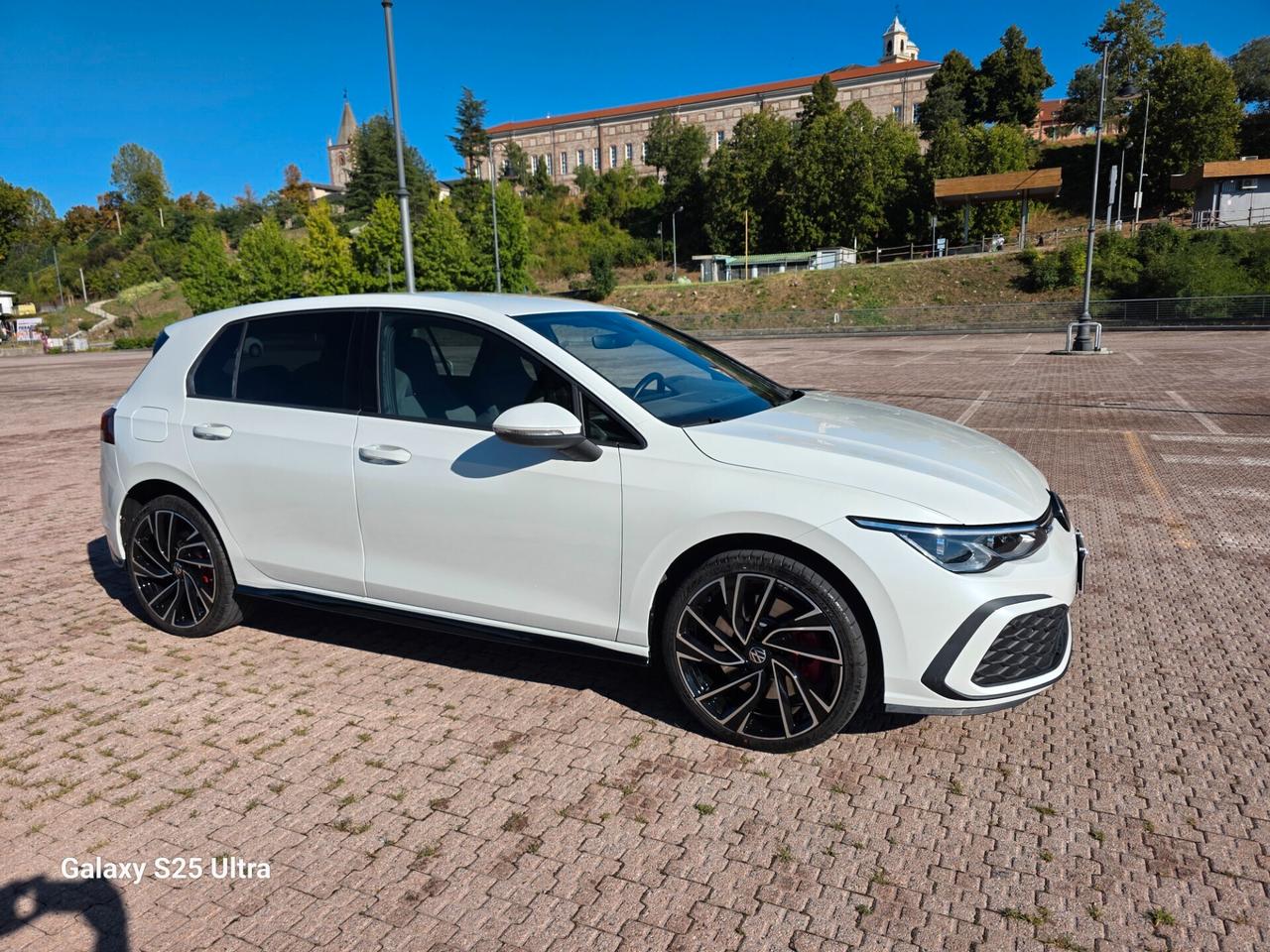 Volkswagen Golf GTE HYBRID elettrica/benzina