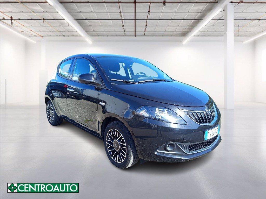 LANCIA Ypsilon 1.0 firefly hybrid Gold Plus s&s 70cv 5p.ti del 2024
