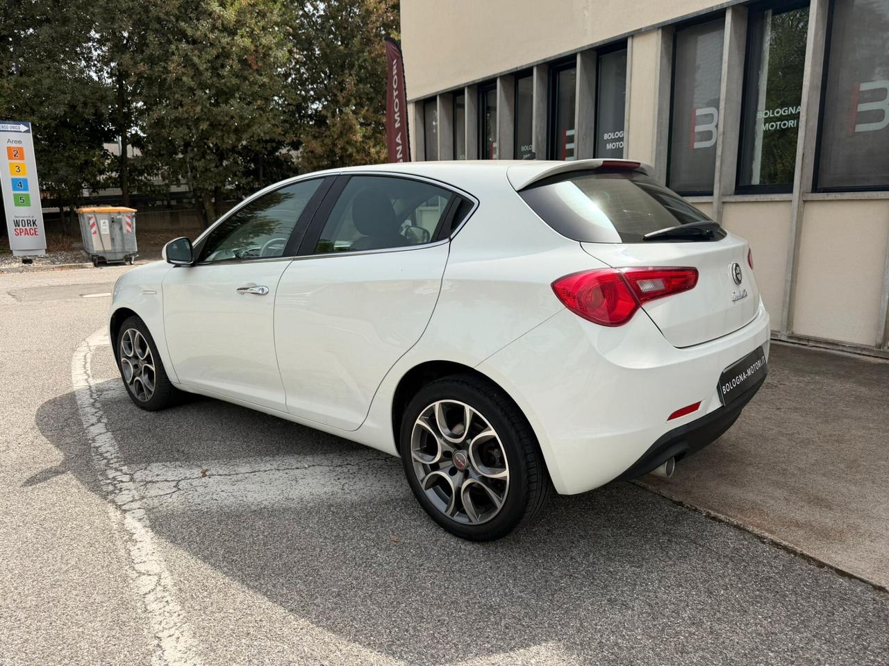 Alfa Romeo Giulietta 1.6 JTDm-2 105 CV Progression