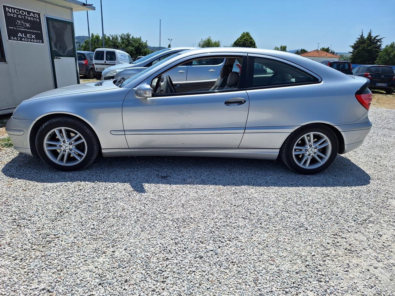 MERCEDES CLASSE C 220 DISEL SPORT COUPE 2004
