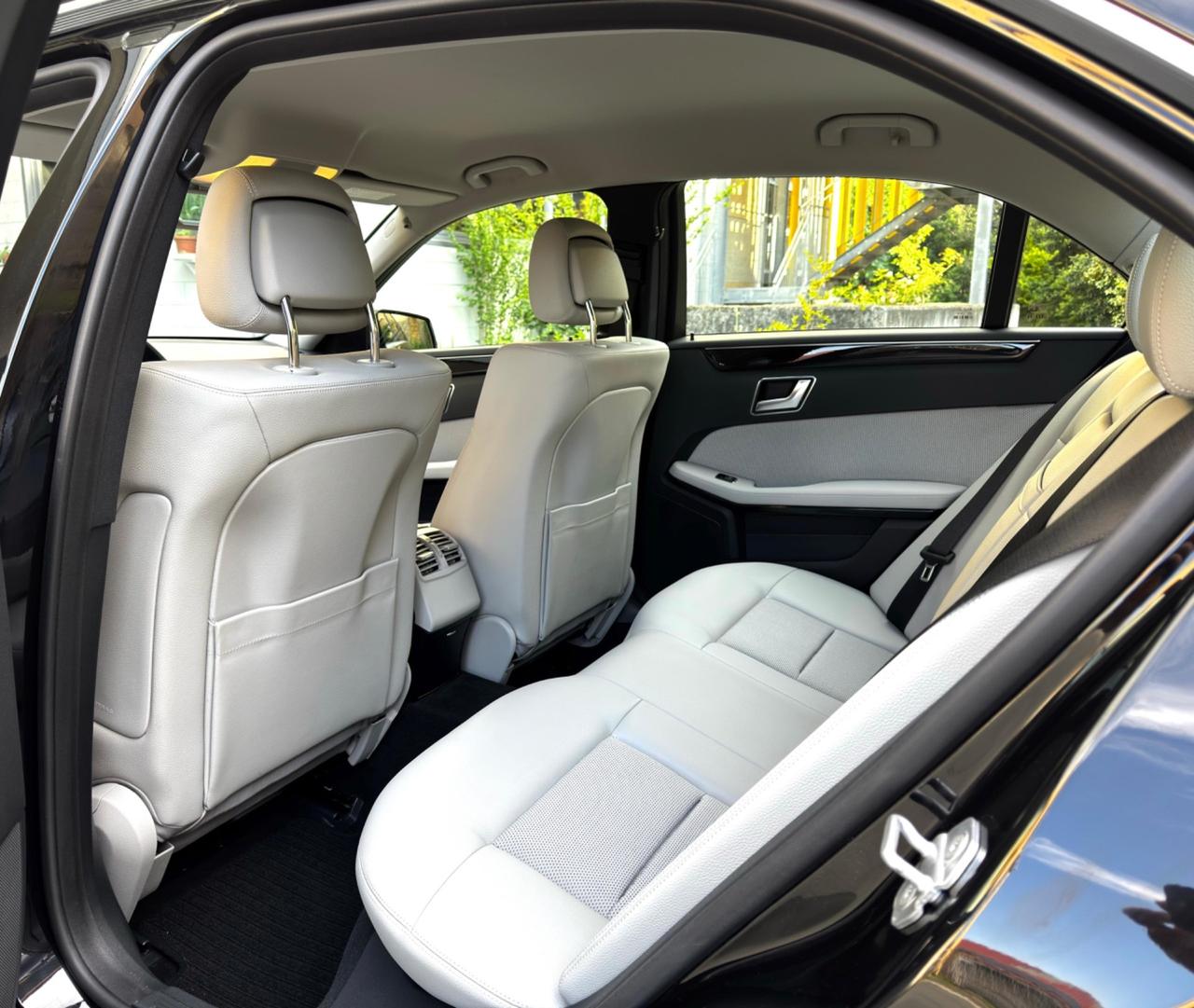 Mercedes-benz E 220 CDI BlueEFFICIENCY Avantgarde