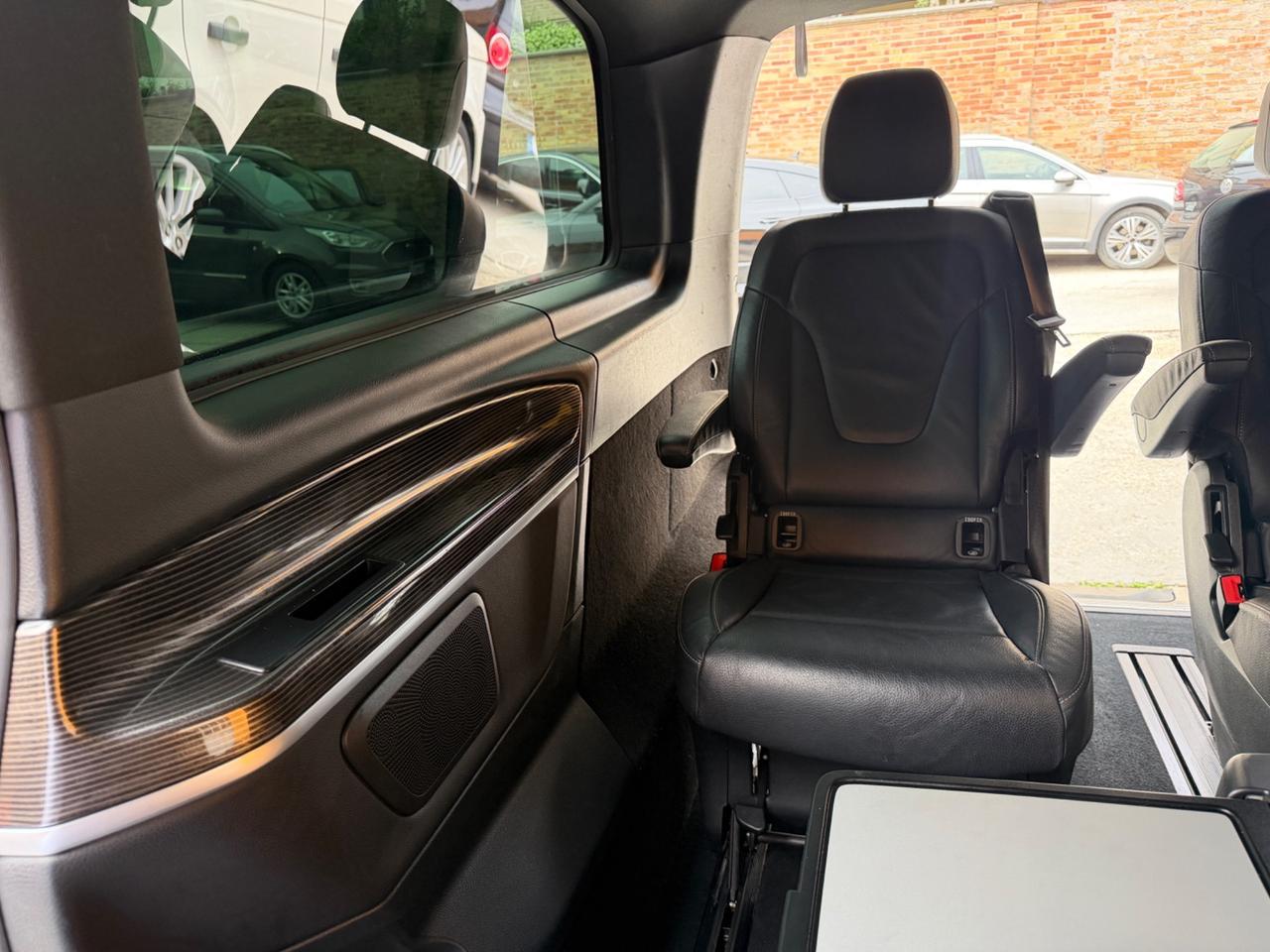 Mercedes-benz V 220 d Automatic Executive Extralong
