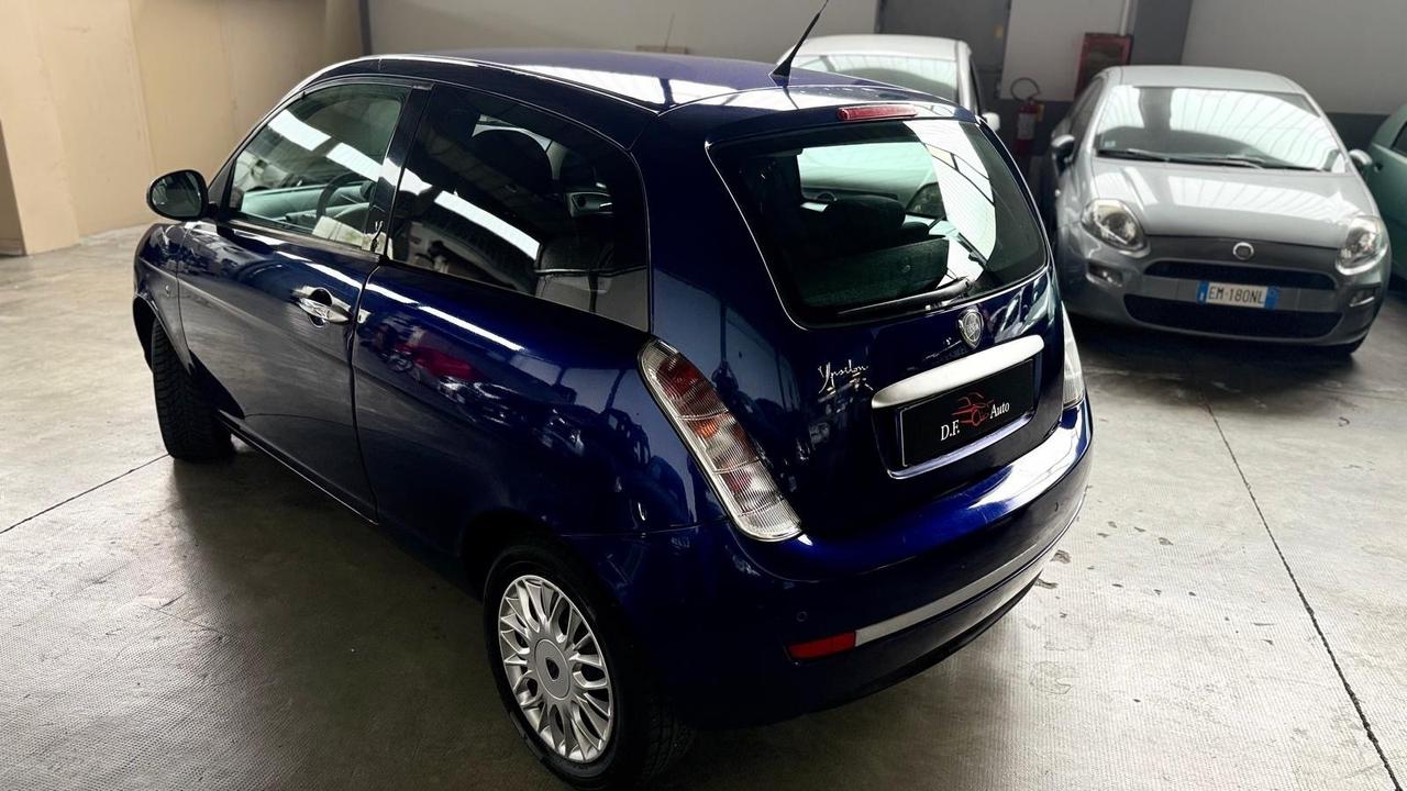 Lancia Ypsilon 1.2 Versus