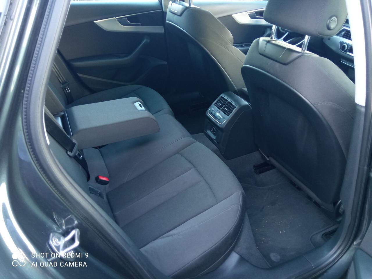 Audi A4 AVANT 2.0 TDI 150 CV S line edition NAVI